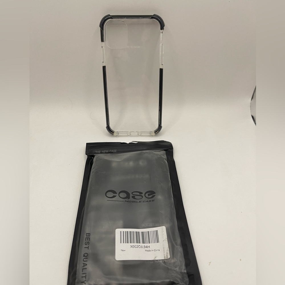 IPHONE 11 PRO Clear Slim Fit Case - NWOT